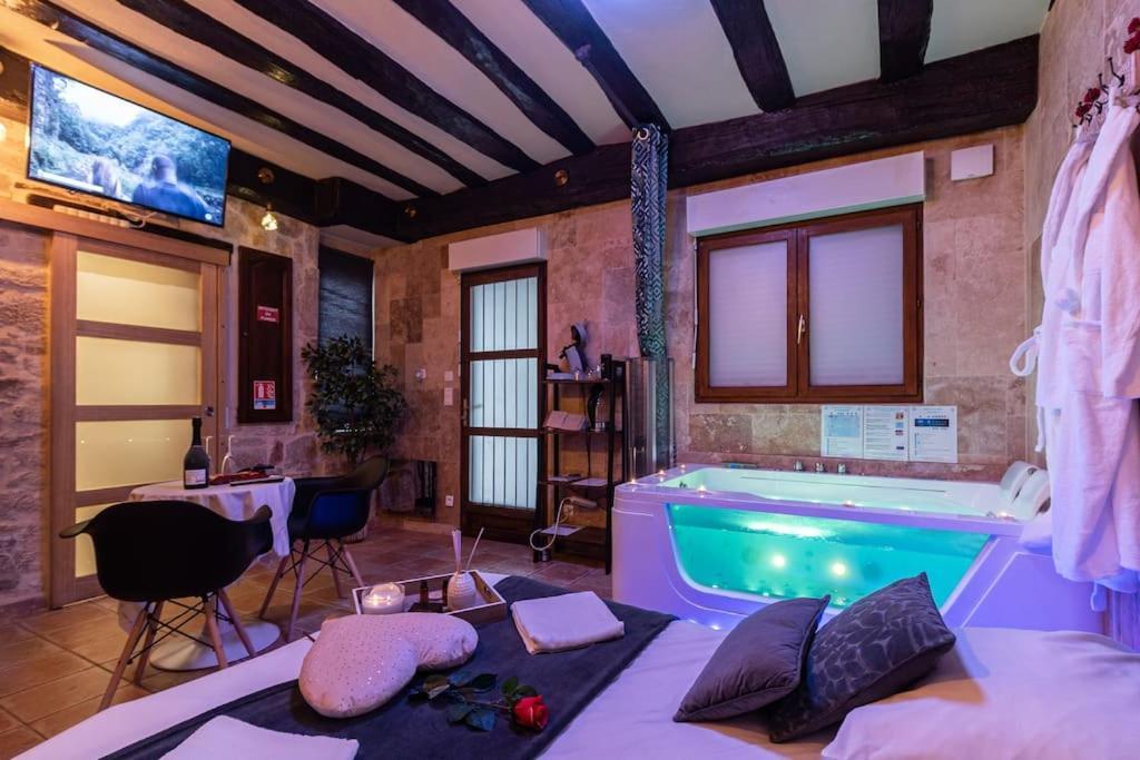 Bed & Spa - La Parenthese Topdestination-Dijon - Centre Ville - Classe 3 Etoiles ภายนอก รูปภาพ