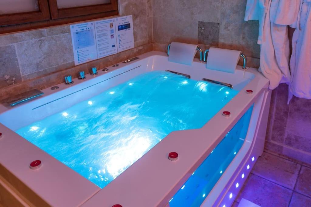 Bed & Spa - La Parenthese Topdestination-Dijon - Centre Ville - Classe 3 Etoiles ภายนอก รูปภาพ